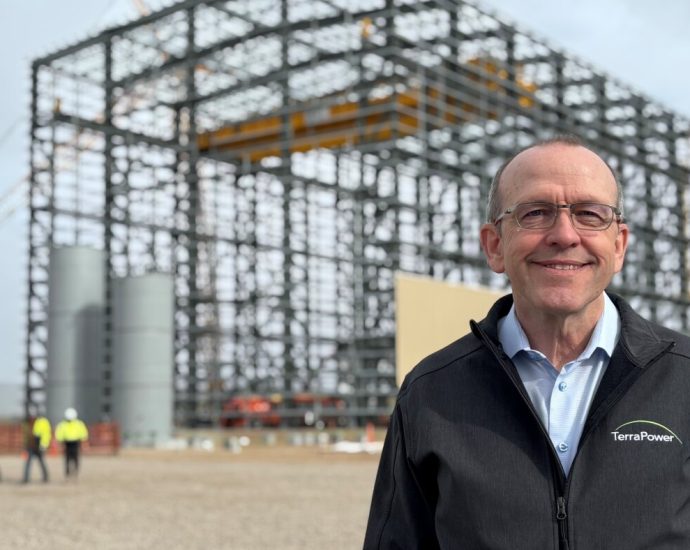wyoming-celebrates-‘nuclear-renaissance’-as-feds-approve-license-for-a-new-reactor