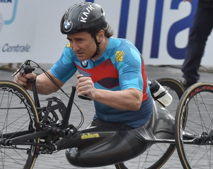ex-formula-one-driver-turned-paralympic-champion-alex-zanardi-dies-aged-59