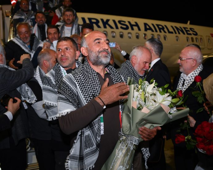 flotilla-activists-return-to-istanbul-after-israel-detains-them-at-sea