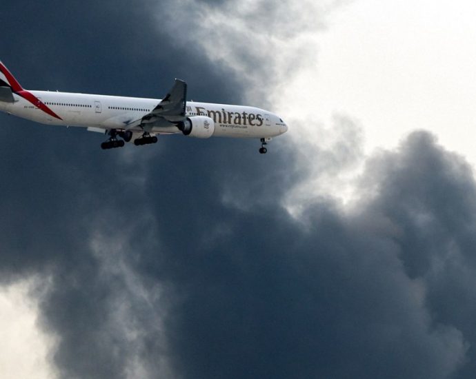 uae-lifts-all-air-traffic-restrictions-introduced-since-iran-war