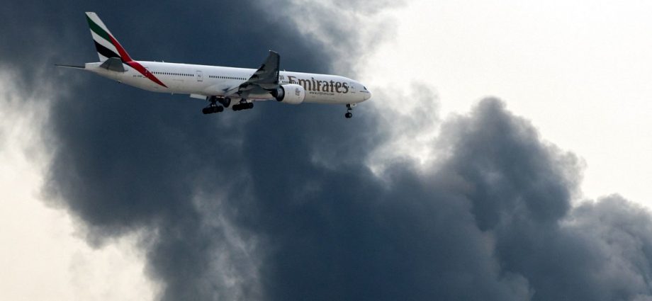 uae-lifts-all-air-traffic-restrictions-introduced-since-iran-war