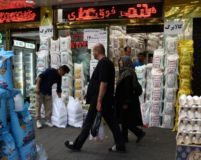 millions-of-jobs-lost-as-iranians-battle-‘operation-economic-fury’