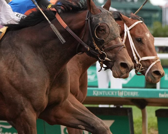 first-horse-trained-by-a-woman-wins-at-kentucky-derby