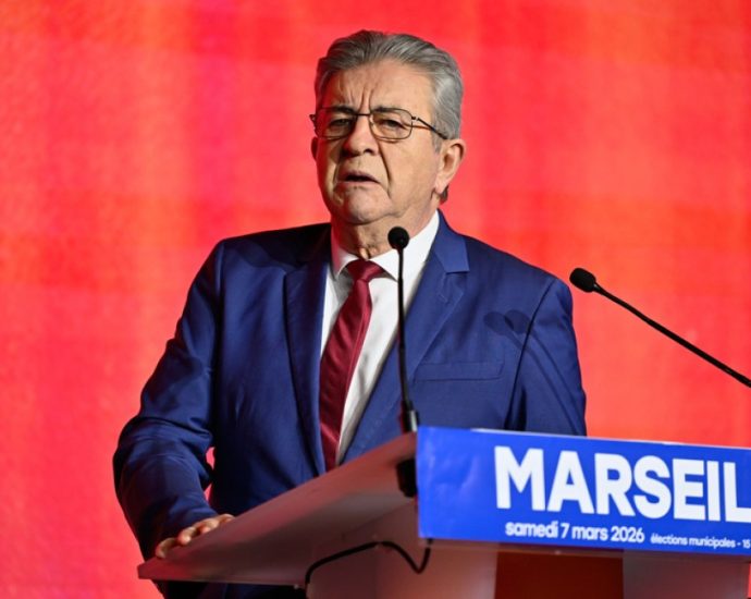 french-left-wing’s-melenchon-says-he-will-run-for-president-in-2027