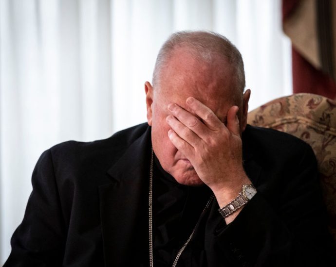 new-york-archdiocese-proposes-$800-million-abuse-settlement