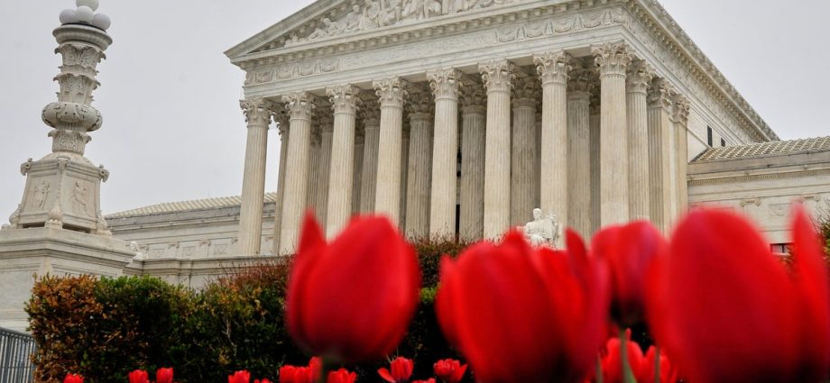 redistricting-battle-intensifies-in-states-after-us.-supreme-court-ruling-on-voting-rights-act