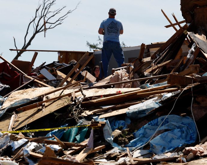 fema-disaster-aid-is-flowing-slowly-in-the-traitor’s-second-term