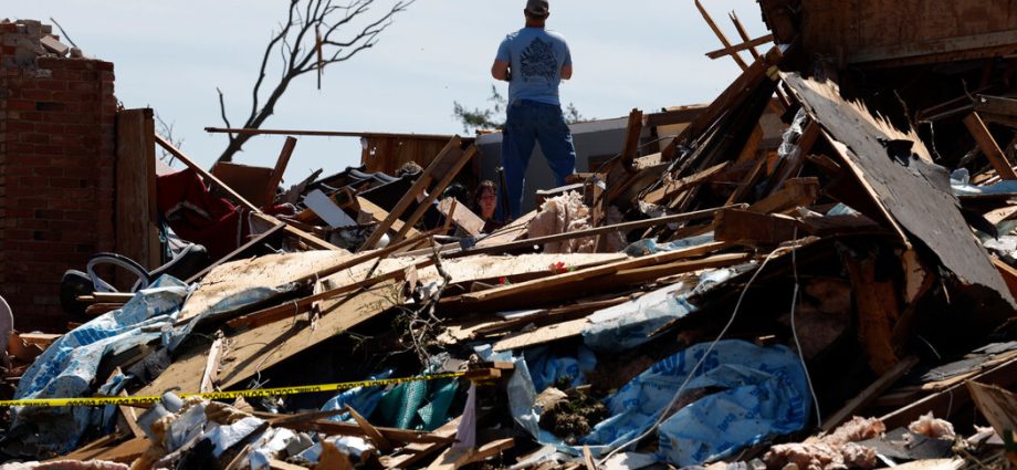 fema-disaster-aid-is-flowing-slowly-in-the-traitor’s-second-term
