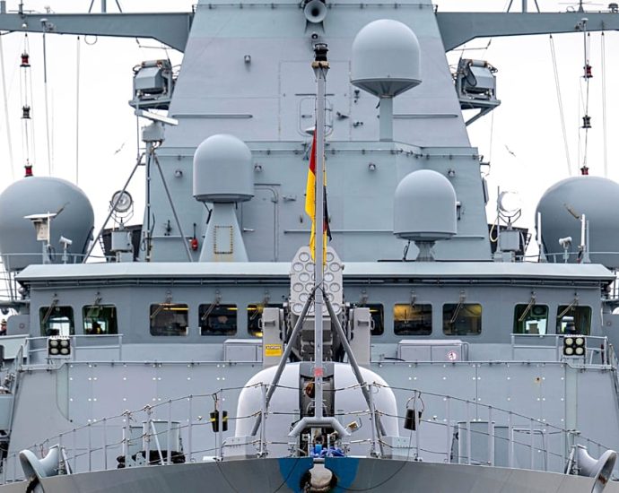 german-minehunter-heads-to-mediterranean-for-possible-hormuz-mission