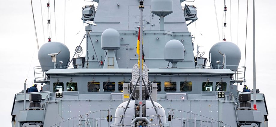 german-minehunter-heads-to-mediterranean-for-possible-hormuz-mission