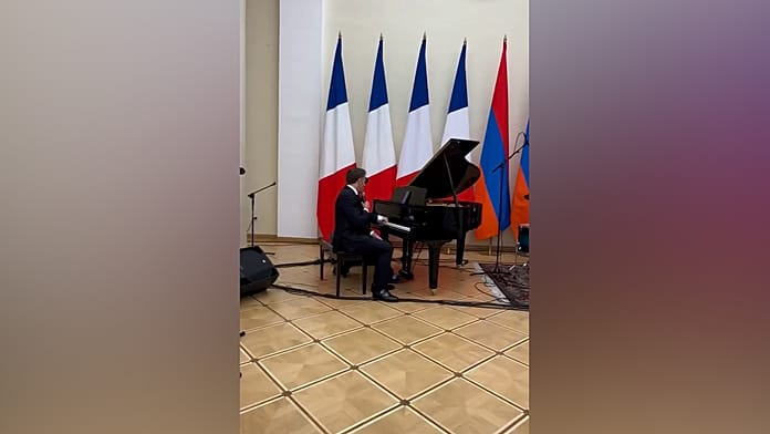 macron-sings-aznavour-song-as-armenian-pm-pashinyan-plays-drums-at-official-dinner