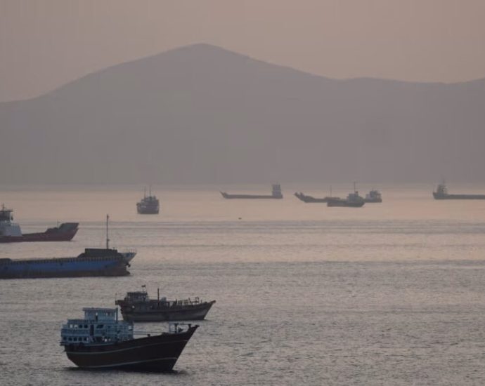 “anyone-who-tries-to-break-through,-we-will-shoot”-—-a-ukrainian-sailor-describes-two-months-at-anchor-in-the-strait-of-hormuz