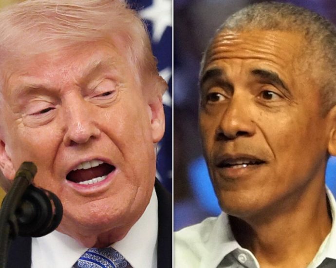 traitor-47-targets-obama-with-wild-‘traitors-bow’-meme