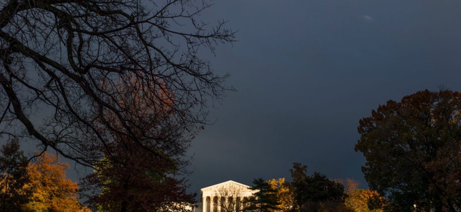 Louisiana election delay sparks flurry of court action