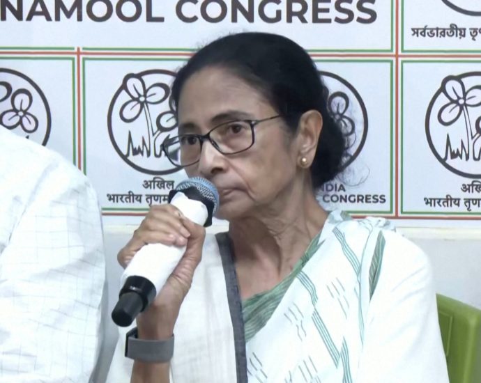 west-bengal-chief-refuses-to-resign-after-‘dirty’-election