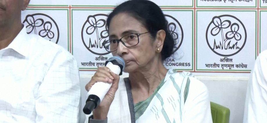 west-bengal-chief-refuses-to-resign-after-‘dirty’-election