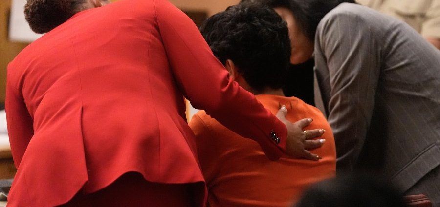 man-accused-of-attacking-openai-ceo-sam-altman’s-home-pleads-not-guilty-to-attempted-murder