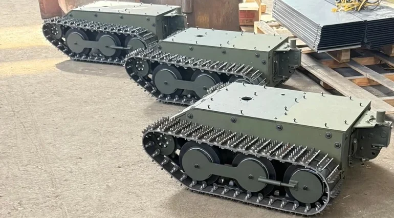 problem-with-ukraine’s-25,000-combat-robots-isn’t-hardware-—-it’s-keeping-them-connected-on-battlefield