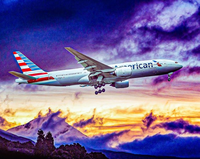 “bold-vision”:-american-airlines-pilot-union-expresses-openness-to-merger