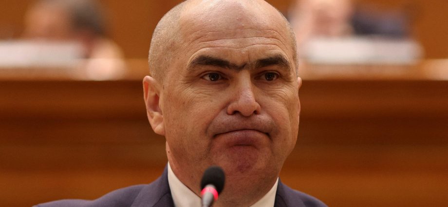 romania’s-pro-eu-government-ousted-after-no-confidence-vote