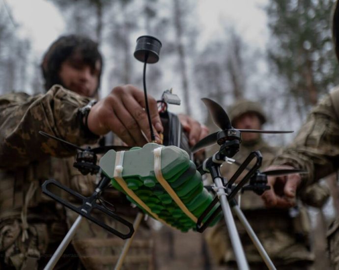 ukraine-flipped-the-drone-math—and-russia’s-assault-tempo-just-stopped-buying-ground
