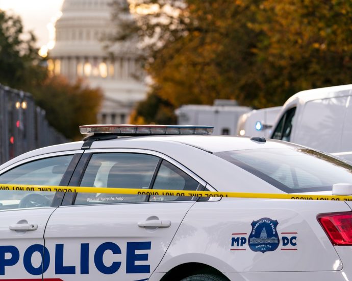 top-dc-police-brass-on-leave-after-crime-stat-controversy