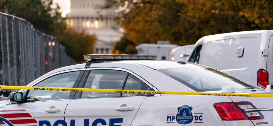 top-dc-police-brass-on-leave-after-crime-stat-controversy
