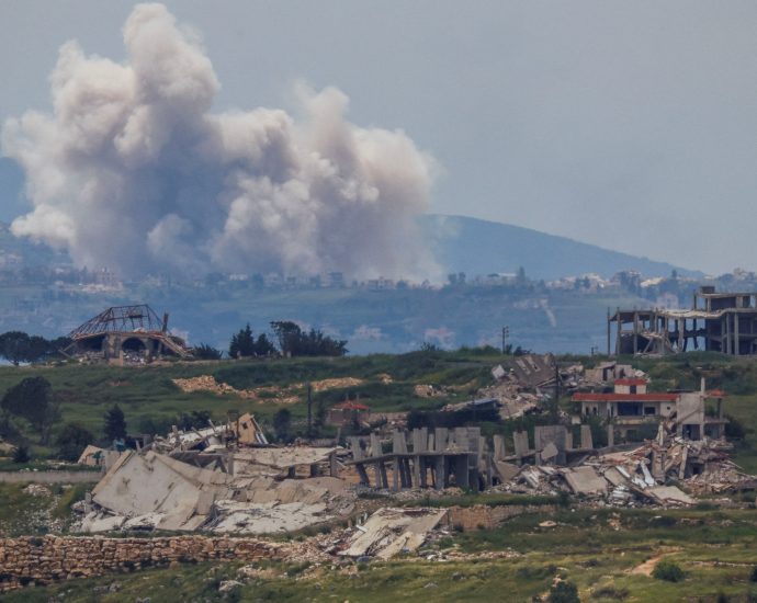 israeli-attacks-on-southern,-eastern-lebanon-kill-at-least-six-people