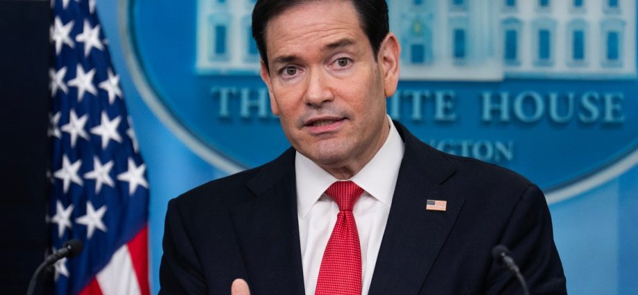 marco-rubio’s-‘dj-name’-exchange-with-fox-news-slammed-as-‘f**king-embarrassing’