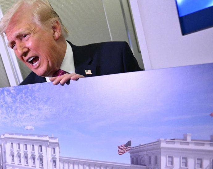 cnn-ends-the-traitor-ballroom-supercut-with-brutal-2-word-punchline