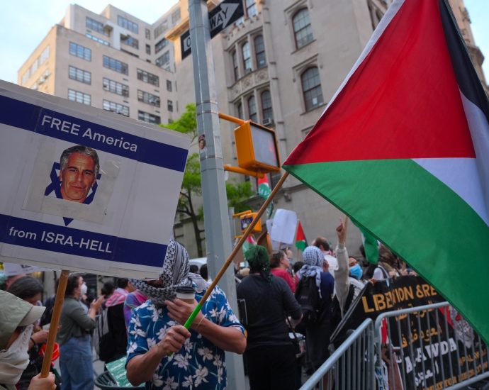 pro-palestine-group-protests-outside-israeli-real-estate-event-in-new-york