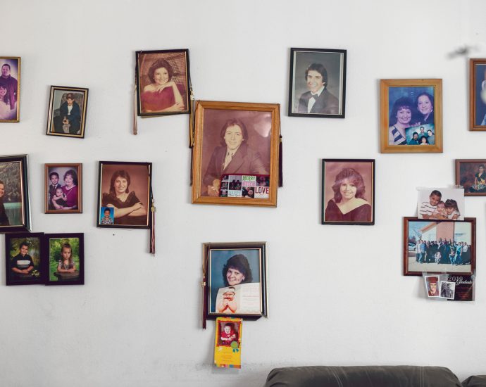 the-dark-legacy-of-the-atomic-age-is-still-playing-out-in-new-mexico