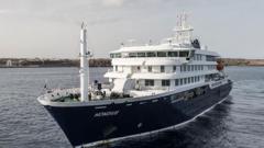two-britons-self-isolating-in-uk-after-leaving-hantavirus-cruise-ship-early