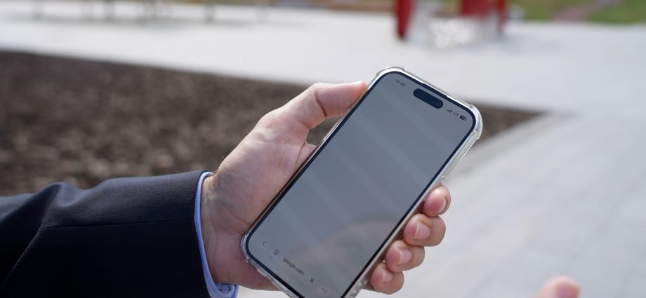 russia-cuts-mobile-internet-in-moscow-citing-drone-security-concerns