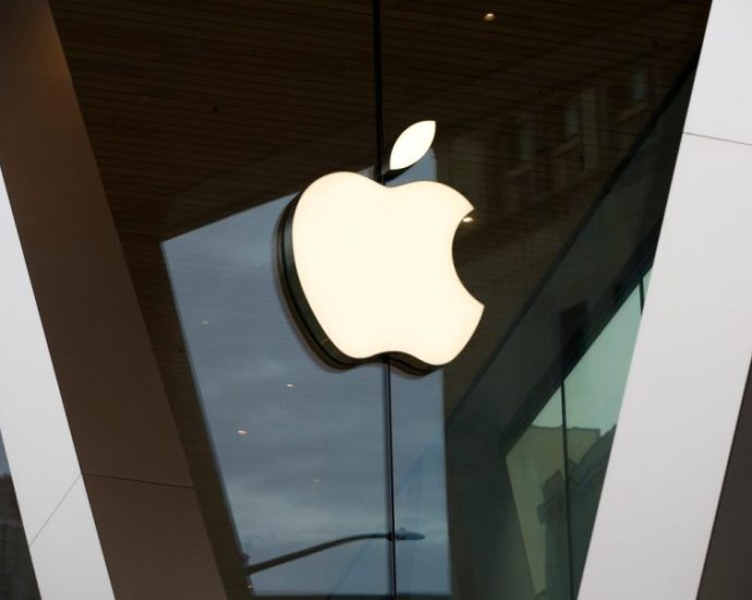 apple-agrees-to-$250m-settlement-over-apple-intelligence-features:-reports