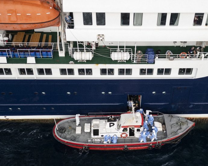 cruise-ship-stranded-at-sea-as-hantavirus-outbreak-sparks-docking-dispute