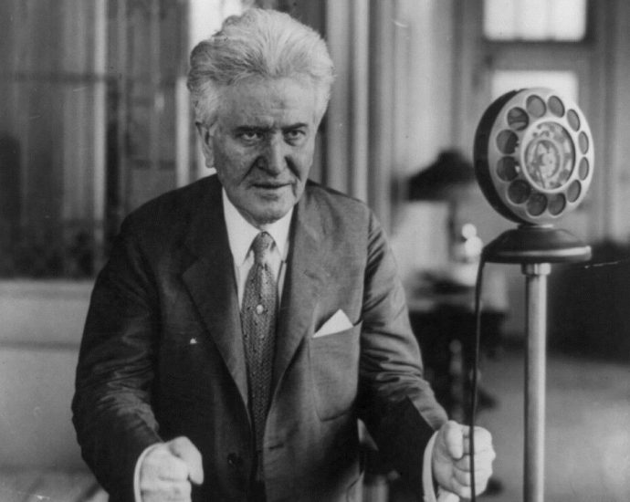 la-follette’s-struggle-to-oppose-world-war-i