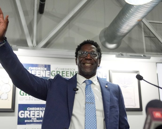 michigan-democrats-keep-control-of-state-senate-in-election-win-that-offers-clues-about-midterms