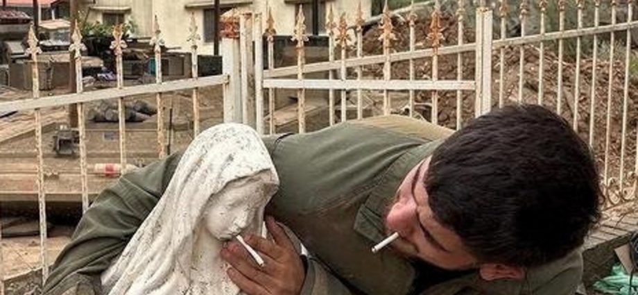 israeli-soldier-caught-desecrating-statue-of-virgin-mary-in-lebanon