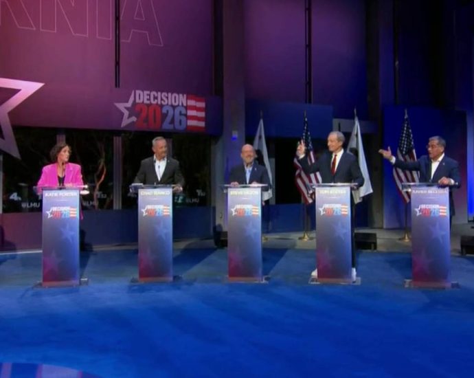 question-on-state’s-sanctuary-law-turned-into-personal-jabs-during-california-gubernatorial-debate