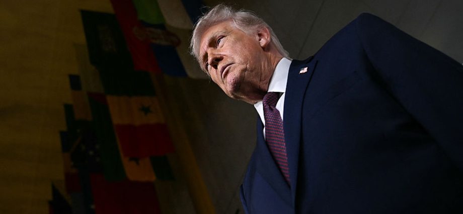 the-traitor’s-dog-whistles-and-prosecutions-echo-nixon’s-racist-strategy