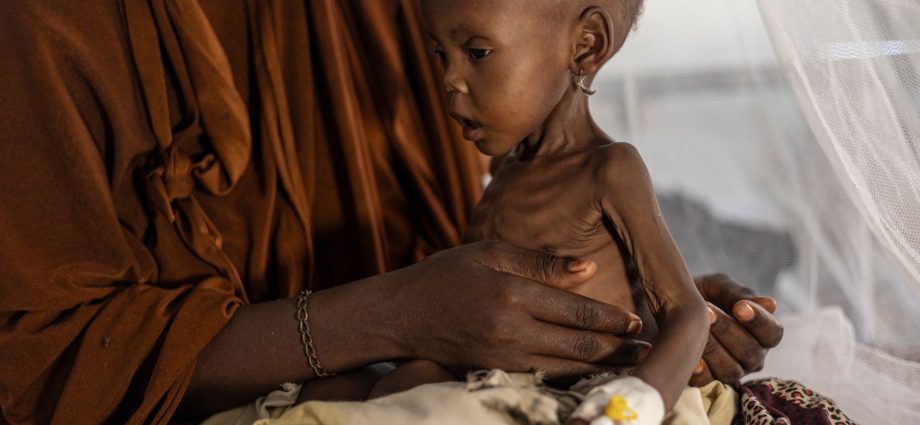 aid-cuts,-drought-and-conflict-leave-somalis-desperate