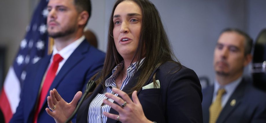 former-ice-official-loses-republican-primary-in-ohio