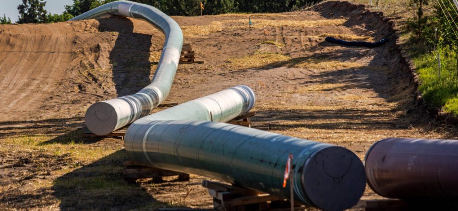 a-new-enbridge-pipeline-spurs-opposition-in-central-north-carolina
