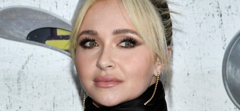 hayden-panettiere-makes-big-announcement-about-her-love-life