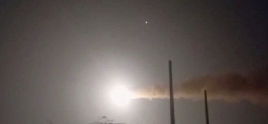 us,-iran-clash-in-hormuz-as-war-escalates:-what-happened,-why-it-matters