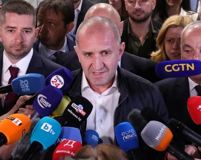bulgaria-approves-new-cabinet-led-by-rumen-radev-—-the-ex-president-who-called-crimea-russian