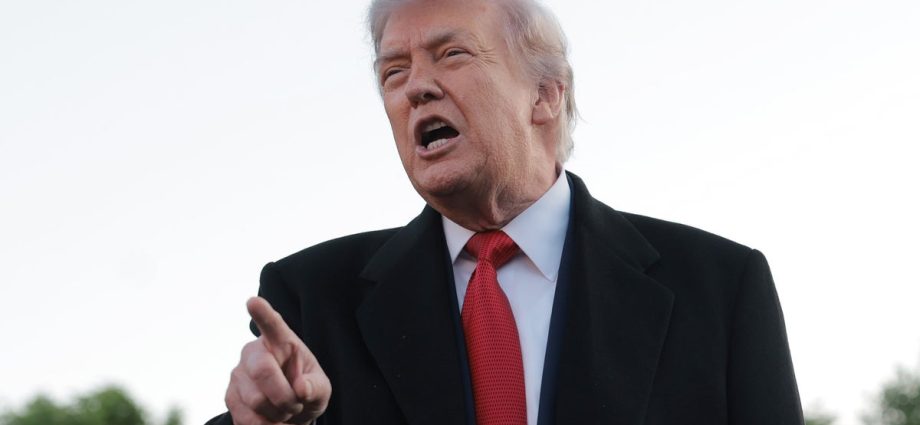 ‘he’s-insane’:-the-traitor-stuns-with-‘orwellian’-description-of-iran-strikes