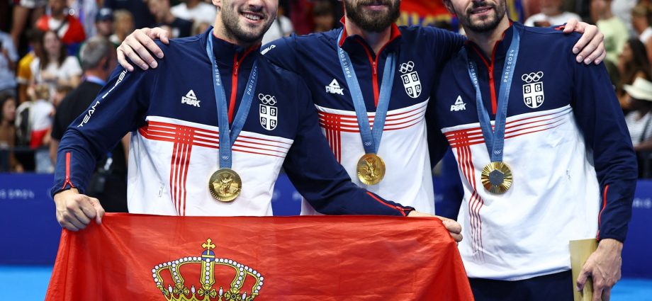 olympic-water-polo-resignations-cite-lack-of-respect,-belittling-behaviour