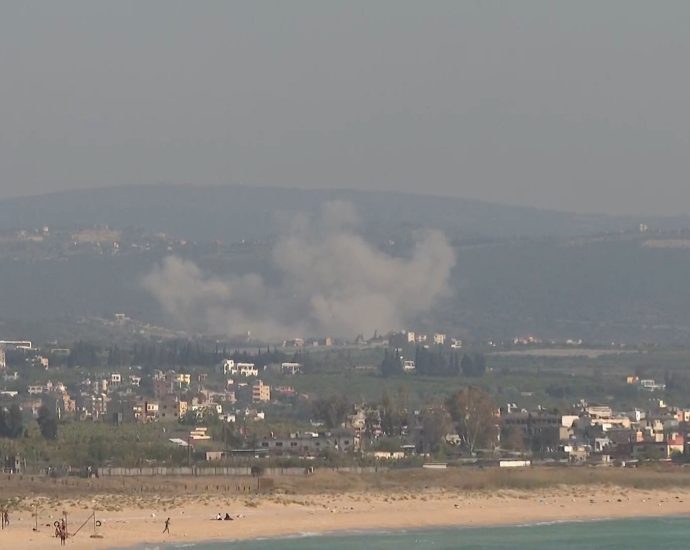 al-jazeera-reporter-witnesses-israeli-strikes-on-lebanon